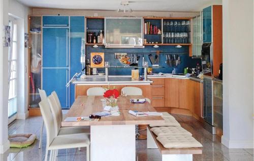 Beckerwitz Casa | Awesome Home In Beckerwitzhohenkirchen