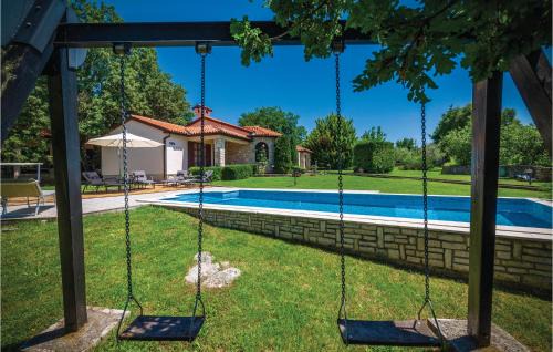 Belavici Casa | Awesome Home In Belavici With Sauna