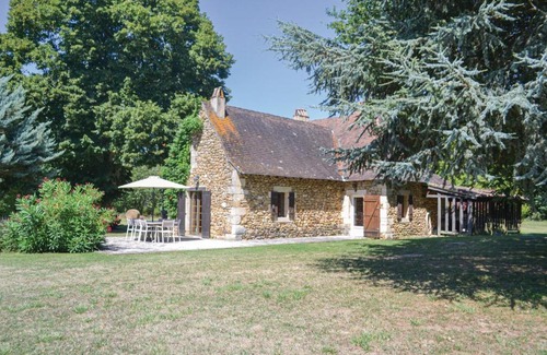 Campsegret Casa | Awesome Home In Campsegret