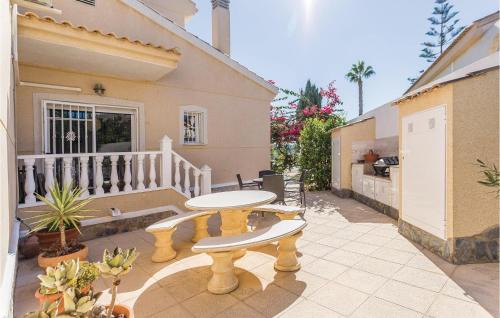 Rojales Casa | Awesome Home In Ciudad Quesada-Rojales