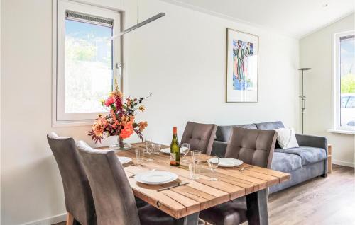 De Heen Casa | Awesome Home In De Heen With Wifi