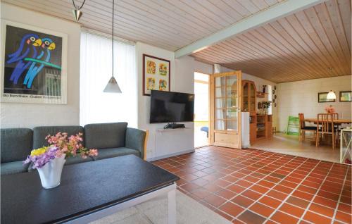 Øer Strand Casa | Awesome Home In Ebeltoft With Wifi