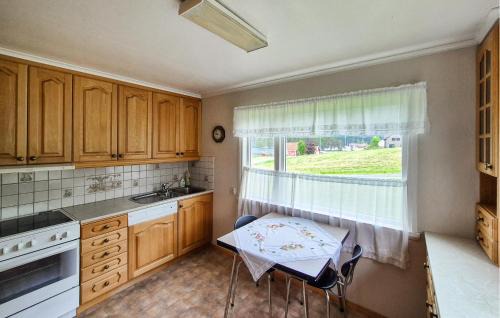 Suldal Casa | Awesome Home In Erfjord With Wifi