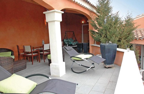 Bourg-Saint-Andeol Casa | Awesome home in Bourg Saint Andeol with 5 Bedrooms, Private swimming pool and Outdoor swimming pool