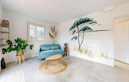 La Teste-de-Buch Casa | Awesome Home In La Teste-De-Buch
