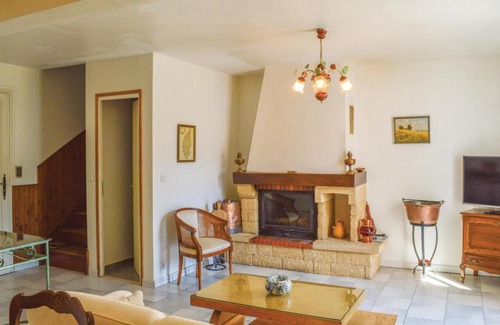 Sarrola-Carcopino Casa | Awesome home in Sarrola Carcopino with 2 Bedrooms