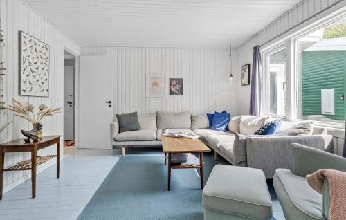 Hojby Casa | Awesome Home In Højby With Wifi