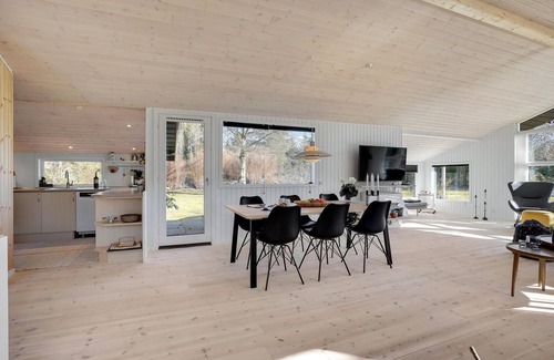 Bratten Strand Casa | Impresionante casa en Jerup con cocina.