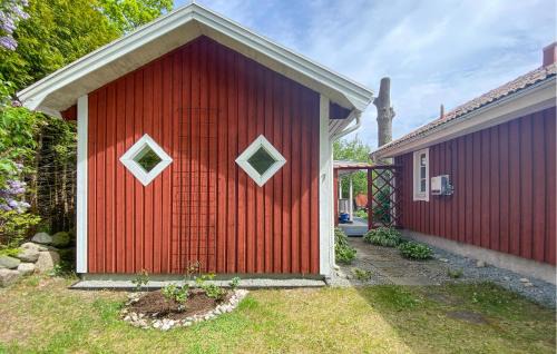 Hagaby Casa | Awesome Home In Löttorp With Kitchen