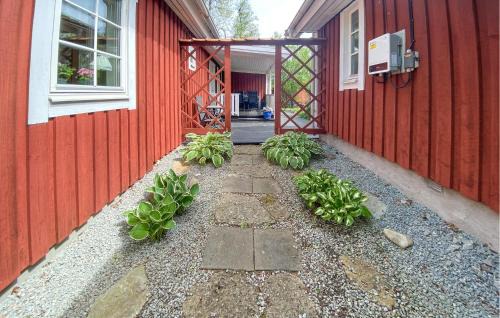 Hagaby Casa | Awesome Home In Löttorp With Kitchen