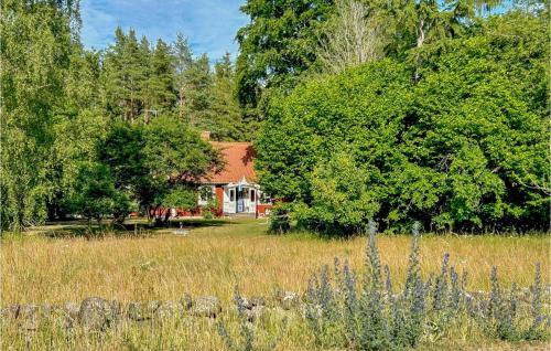 Hagaby Casa | Awesome Home In Löttorp With Kitchen