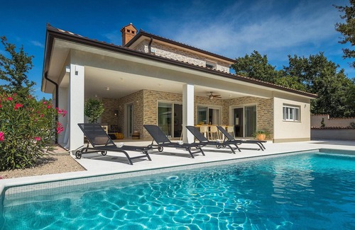 Presika Casa | Impresionante casa en Labin - Rabac