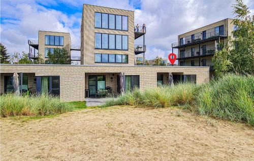 Lembruch Casa | Awesome Home In Lembruchdümmer See