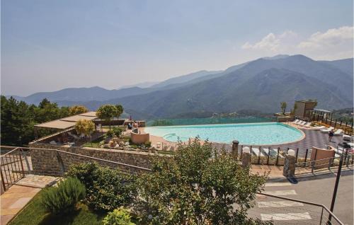 Magliolo Casa | Awesome Home In Magliolo With Kitchen