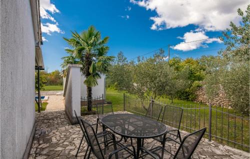 Gostinjac Casa | Awesome Home In Malinska With Wifi