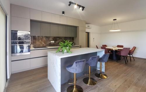 Sarsoni Casa | Awesome Home In Matulji With Sauna