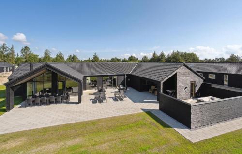 Houstrup Casa | Awesome Home In Nørre Nebel With Sauna