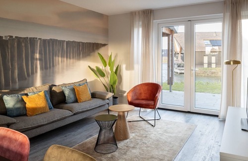Nieuwvliet Casa | Awesome home in Nieuwvliet-Bad with 2 Bedrooms, WiFi and Private swimming pool