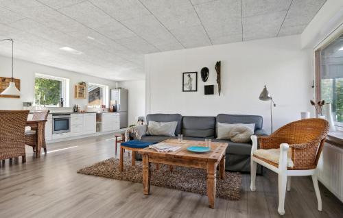 Nykobing Mors Casa | Awesome Home In Nykøbing M