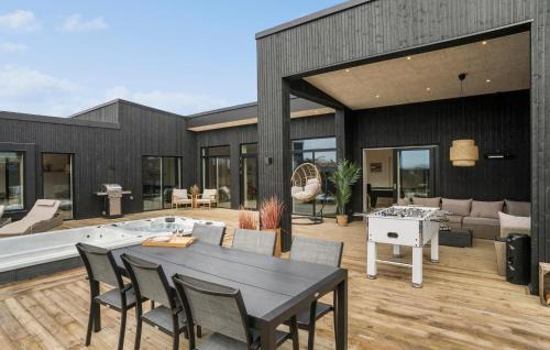 Odder Casa | Awesome Home In Odder With Sauna