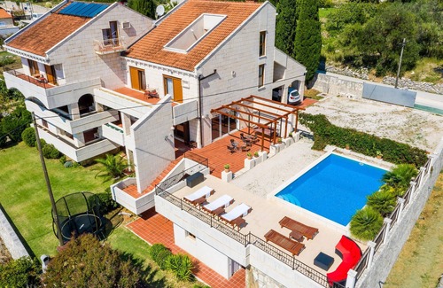 Orasac Casa | Impresionante casa en Orasac
