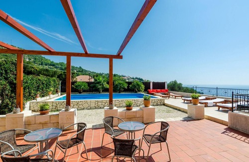 Orasac Casa | Impresionante casa en Orasac