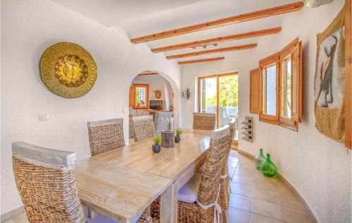Pedreguer Casa | Awesome Home In Pedreguer With Kitchen