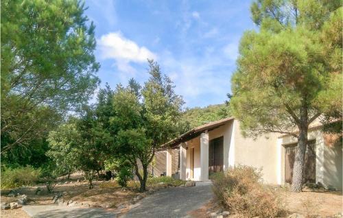 Pierrerue Casa | Awesome Home In Pierrerue