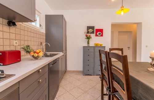Polaca Casa | Impresionante casa en Polaca con cocina