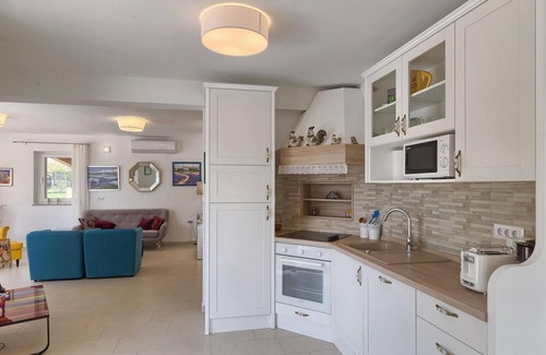 Vosteni Casa | Impresionante casa en Porec