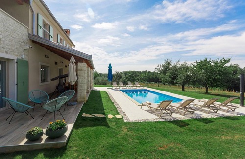 Visnjan Casa | Impresionante casa en Porec