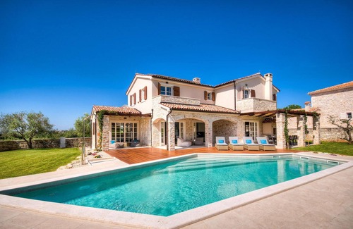 Stifanici Casa | Impresionante casa en Porec