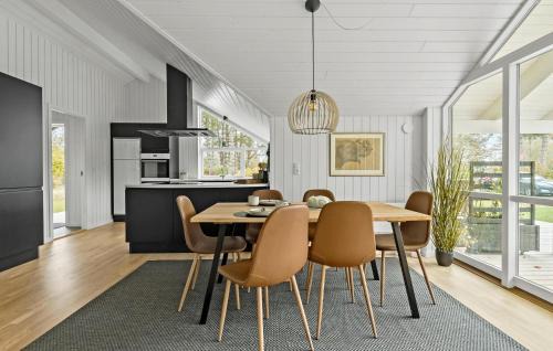 Togeholt Casa | Awesome Home In Præstø With Wifi