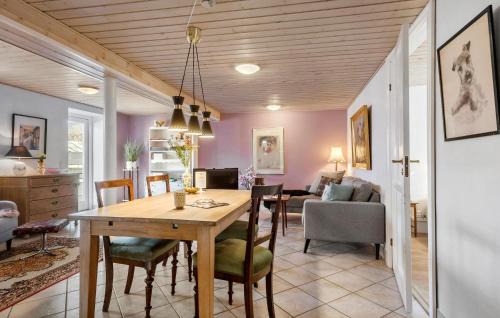 Randers Casa | Awesome Home In Randers Sv With Wifi