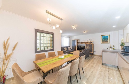 Prolozac Casa | Impresionante casa en Ricice con sauna