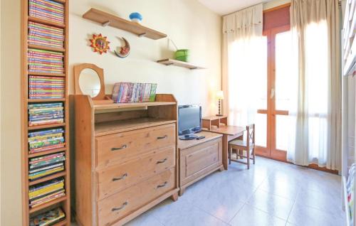 Santa Susanna Casa | Awesome Home In Santa Susanna With Wifi