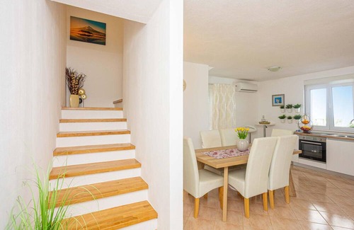 Sutivan Casa | Impresionante casa en Sutivan