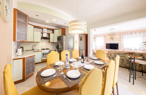 Trilj Casa | Impresionante casa en Trilj