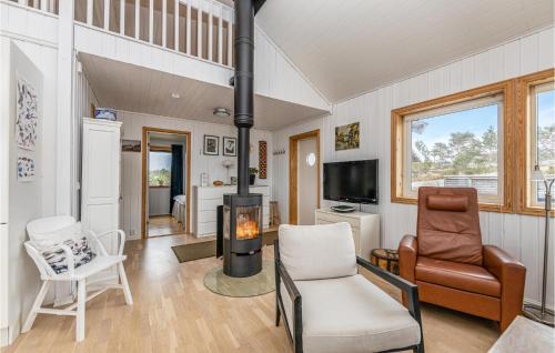 Aure Casa | Awesome Home In Tustna With Wifi