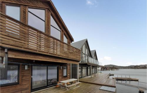 Bomlo Casa | Awesome Home In Urangsvåg With Wifi