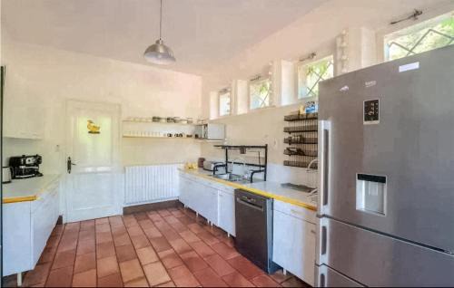Vianne Casa | Awesome Home In Vianne