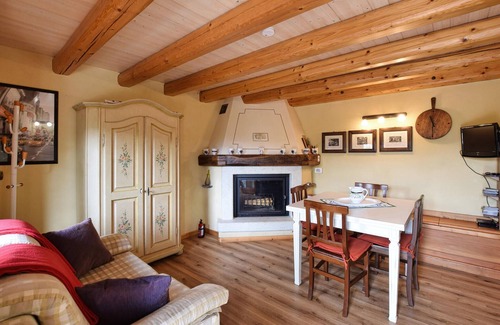 Lamon Casa | Impresionante casa en San Donato di.