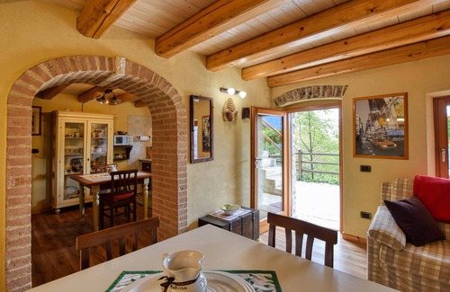 Lamon Casa | Impresionante casa en San Donato di.
