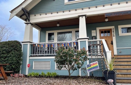 Alberta Arts District Casa | Awesome location, Lovely 5BR Alberta Arts District