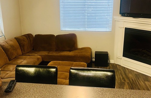 Renton Apartamento | Awesome Location! Nice home!