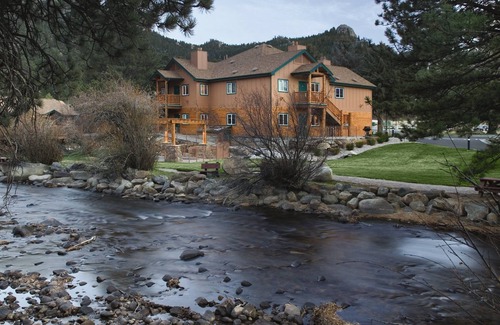 Estes Park Complejo | ¡Impresionantes veranos y hermosos inviernos!