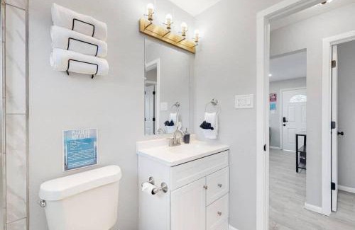 Twin Lakes Casa | Awesome Two Bedroom Family Upper Unit in Denver