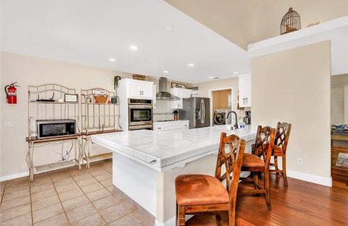 Oakhurst Casa | Awesome Views Game Room Hot Tub and More