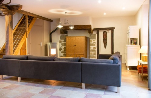 Quebriac Casa | Axe Rennes St Malo, Gîte de Groupe Familial 6 Chambres 15 Places Piscine Hammam