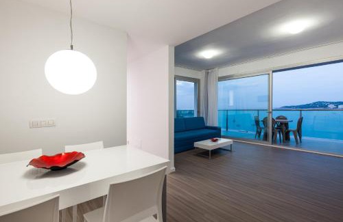 Bahía de San Antonio Apartamento | Axel Beach Ibiza - Adults Only